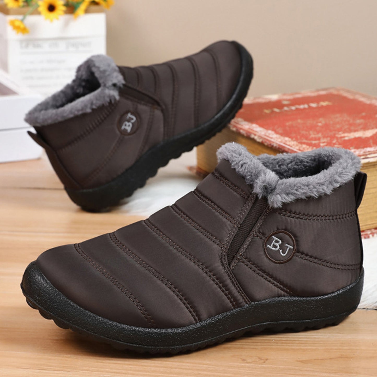 Stunning Women's Winter Snow Boots Warm Fur Lined Ankle Boots Waterproof Comfortable Outdoor Slip On Winter Shoes Short Boots