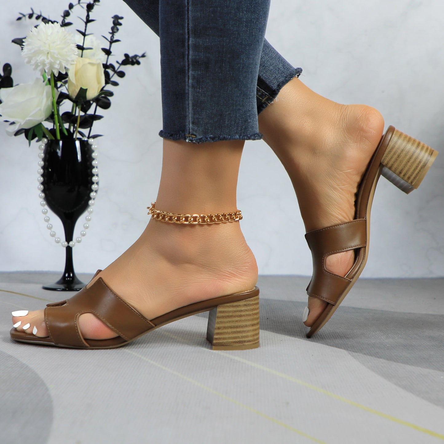 Women's comfort cushion slip on leather upper casual sandal with leather block heel: Stylish Design, Non-Slip Rubber Sole, Latex Insole for Comfort, Perfect for Shopping, Parties, and Casual Outings