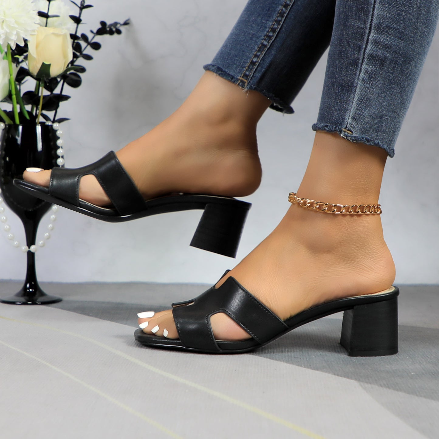 Women's comfort cushion slip on leather upper casual sandal with leather block heel: Stylish Design, Non-Slip Rubber Sole, Latex Insole for Comfort, Perfect for Shopping, Parties, and Casual Outings