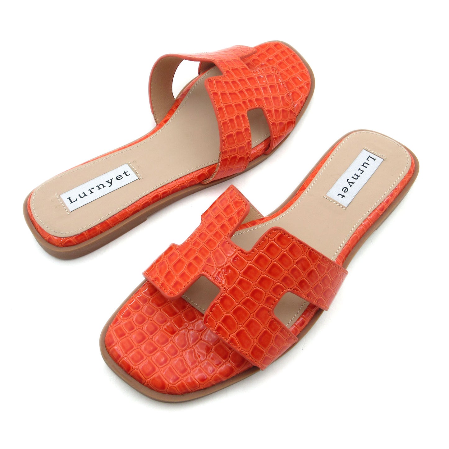 Women's Comfort Cushion Flat Sandal with Crocodile Pattern: Stylish Design Slide, Non-Slip Rubber Sole, Latex Insole for Comfort, Perfect for Parties, Gatherings, Casual Wear, Vacations, and Beach Days